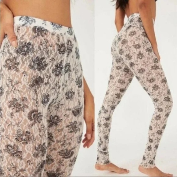 NWT Free People Layered In Lace Leggings Sheer Lace Leggings in Ivory Size S - Picture 5 of 8